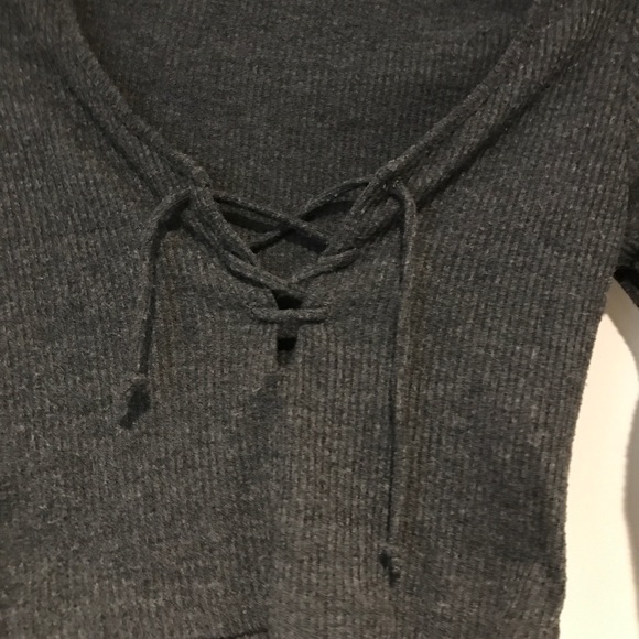 brandy melville ribbed cropped lace up long sleeve - Picture 3 of 4